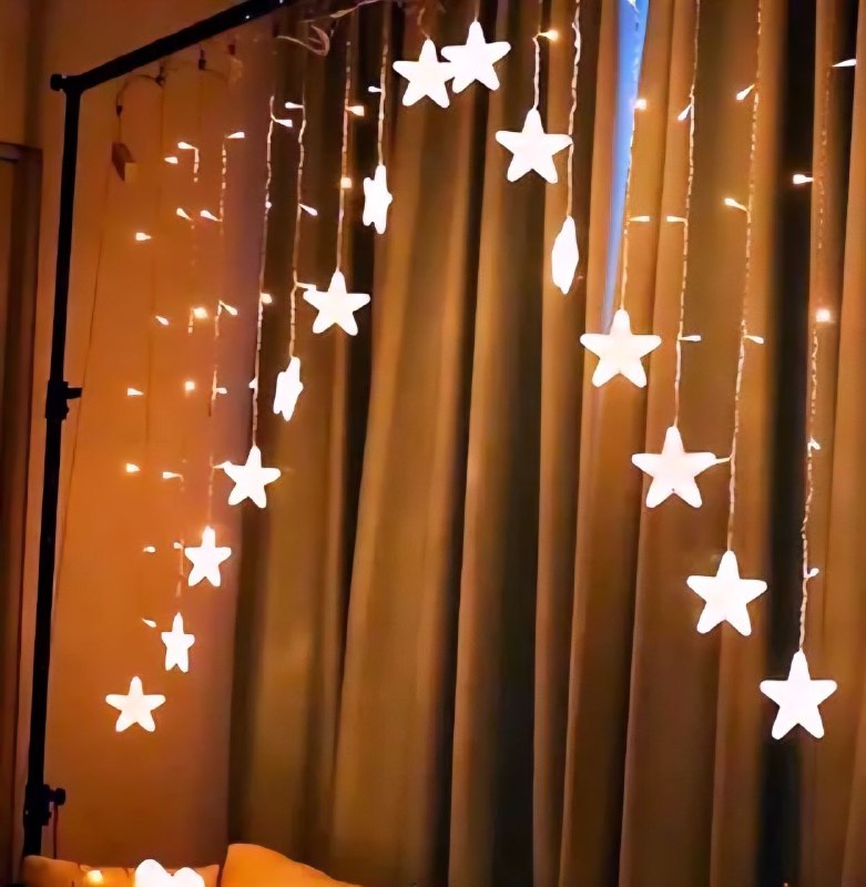 LUCES DECORATIVAS NAVIDEÑAS CORTINA DE LUZ LED DE 14 COLGANTES EN FORMA DE ESTRELLA, IDEAL PARA DECORAR INTERIORES Y EXTERIORES, OFRECE CAMBIOS DE LUZ BLANCA CREANDO UN AMBIENTE ACOGEDOR Y ELEGANTE