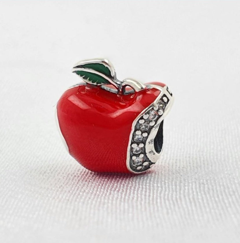PCHARM2482 MANZANA ROJA FRUTA