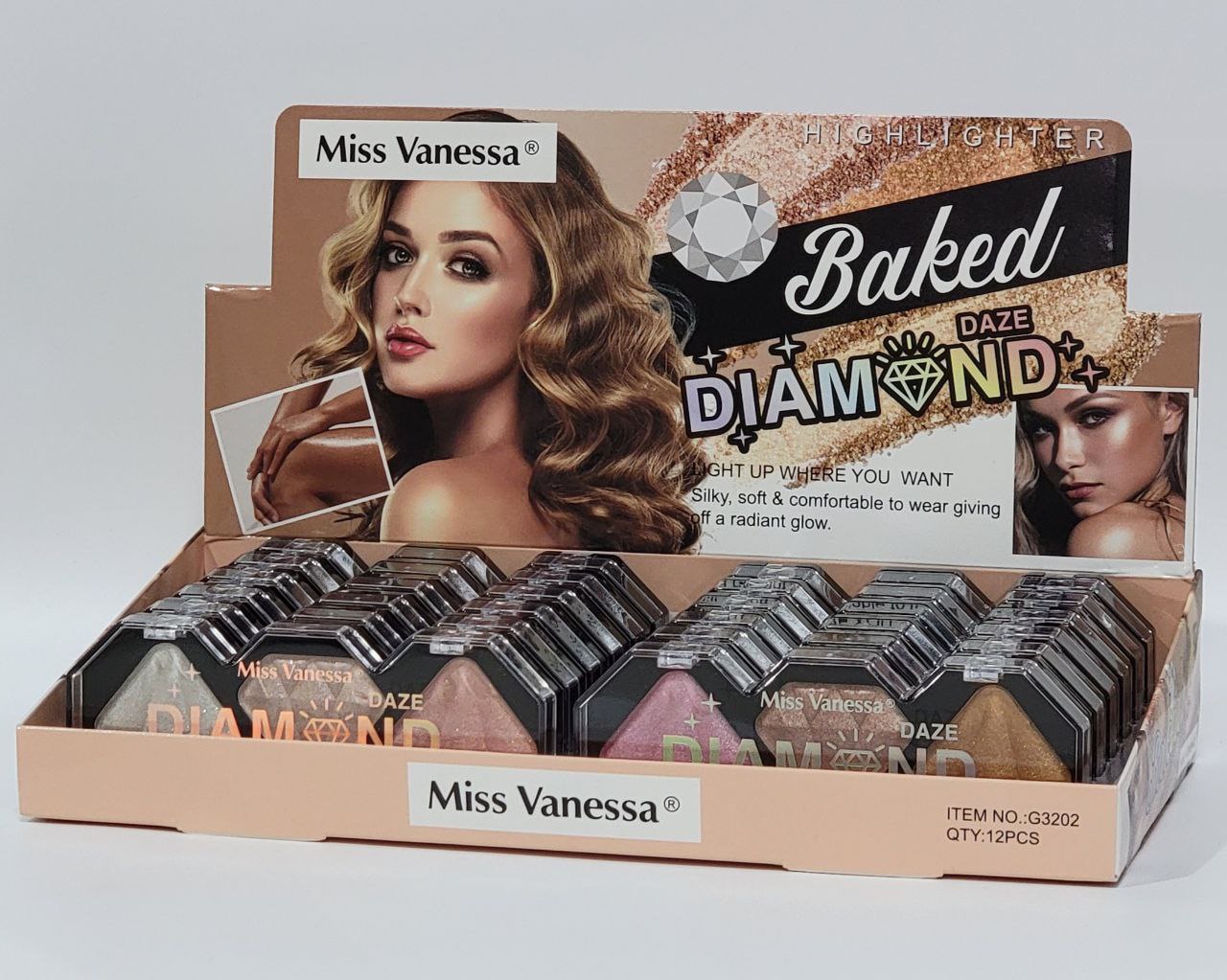ILUMINADOR, ILUMINA DONDE QUIERAS, SUAVE Y COMODO MISS VANESSA BAKED DIAMOND DAZE 12G
