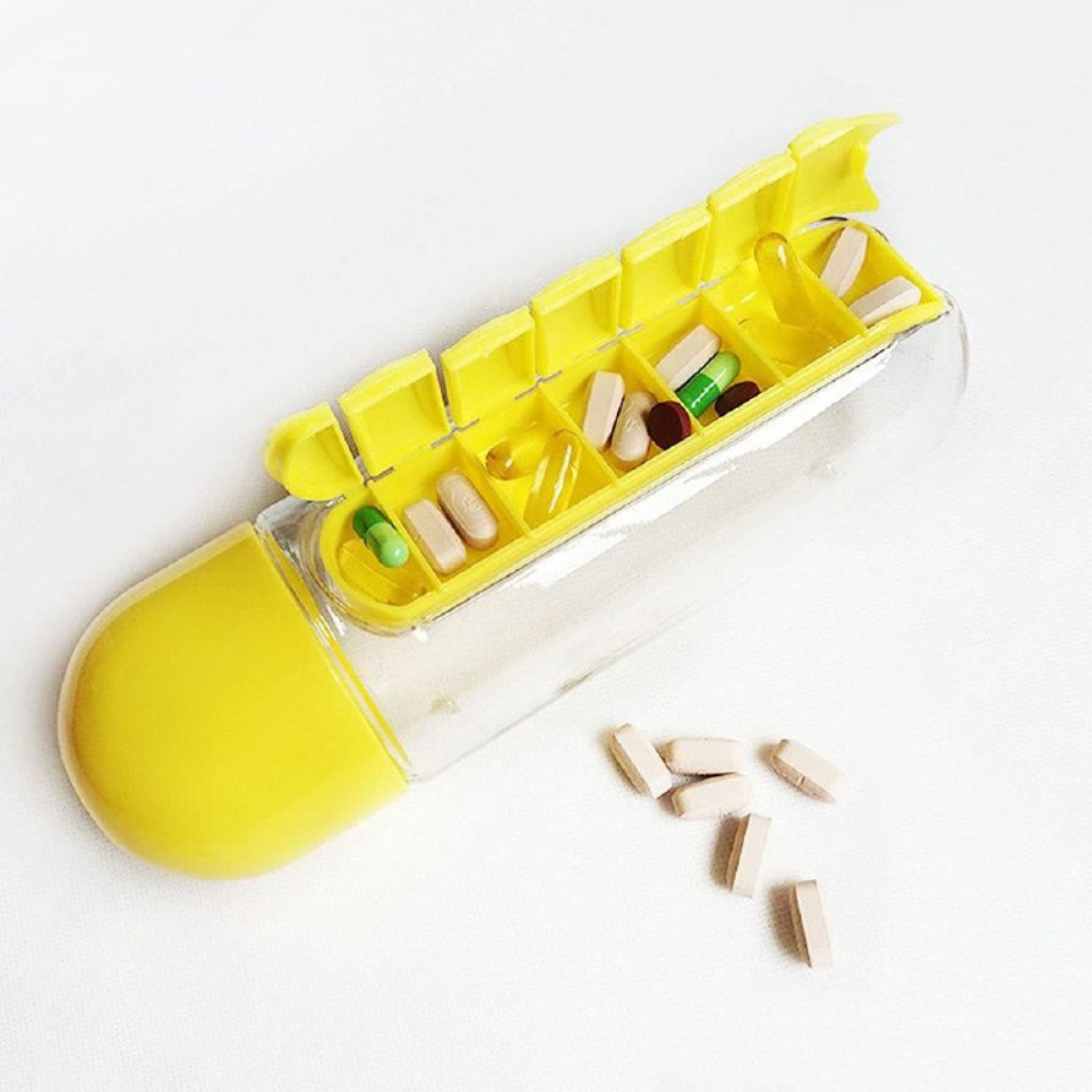 BOTE PARA AGUA 2 EN 1 CON ORGANIZADOR DE PASTILLAS 7 DIAS, VARIOS COLORES