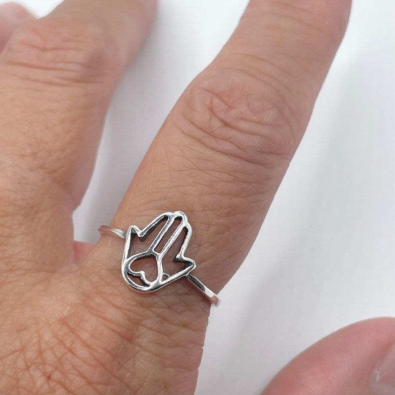 PANI1112 ANILLO MANO DE FATIMA CON CORAZON EN MEDIO, PLATA 925