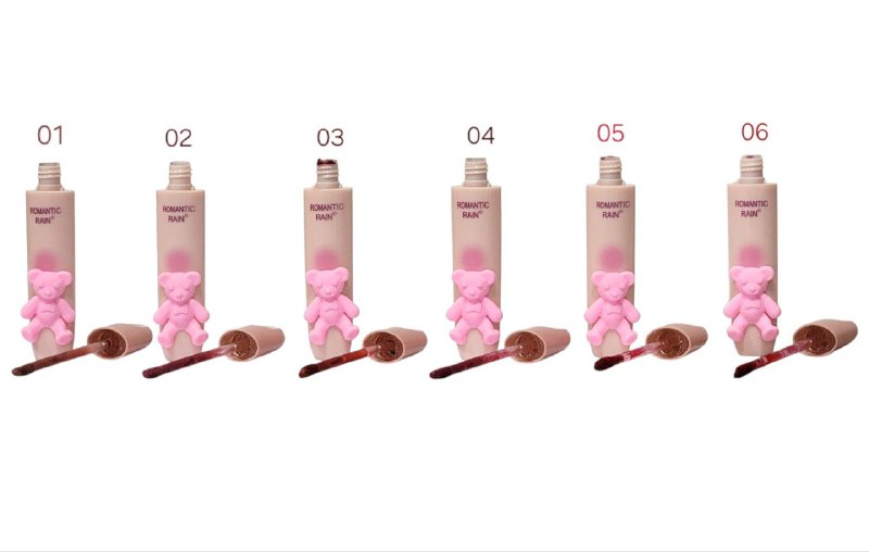 BRILLO LABIAL DUPE GEGE BEAR  ESMALTE DE LABIOS DE LARGA DURACION, RESISTENTE AL AGUA ROMANTIC RAIN