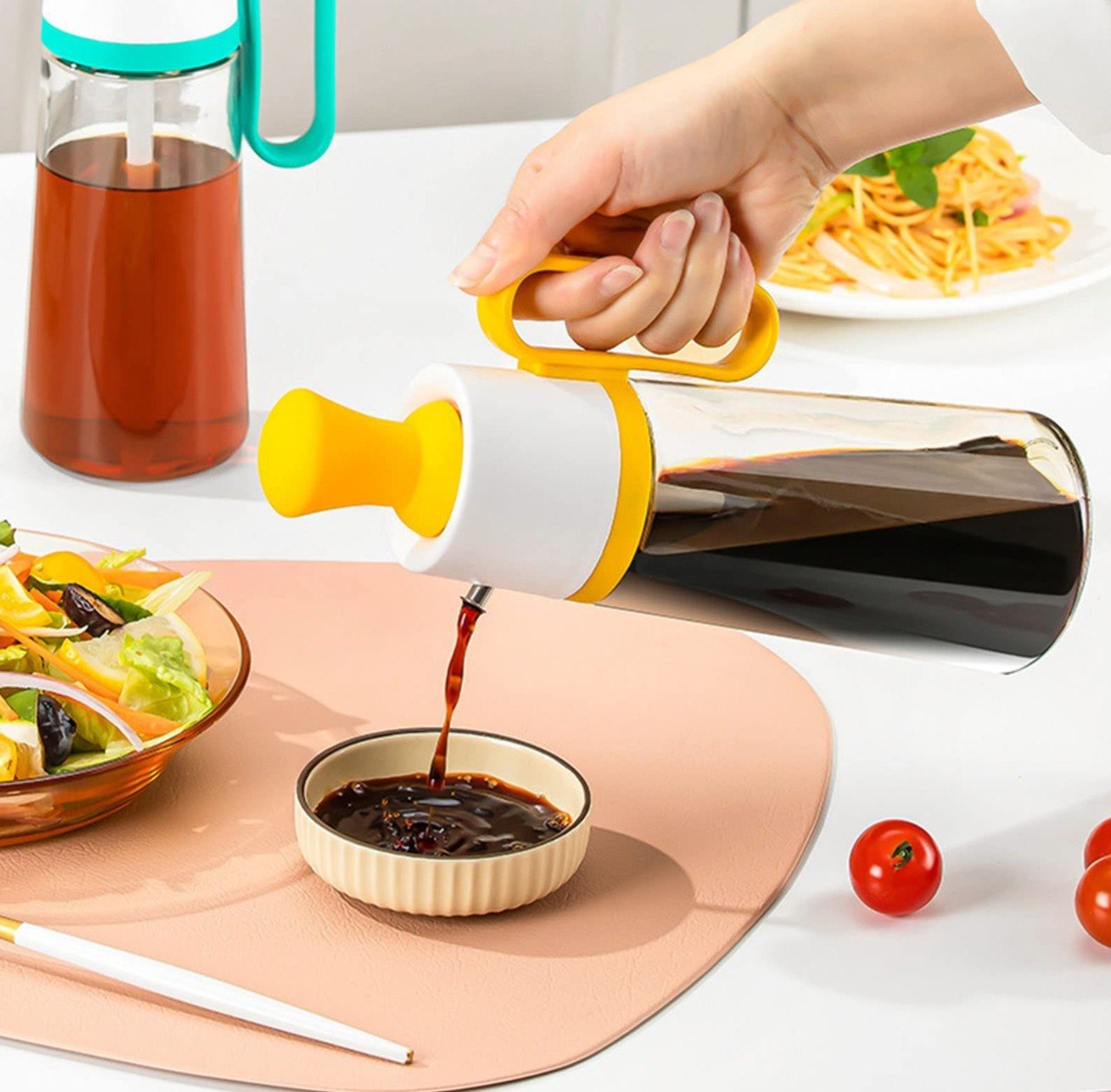 BOTELLA DISPENSADORA DE ACEITE DE VIDRIO CON PINCEL DE SILICONA 550ML