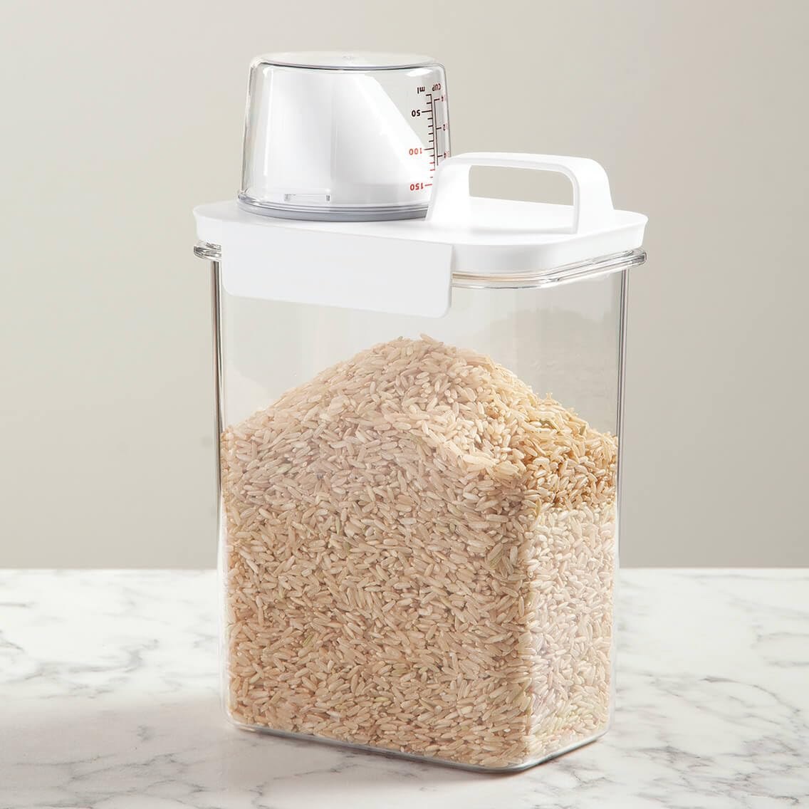RECIPIENTE DE ALMACENAMIENTO PARA ALIMENTOS HERMETICO CON VASO MEDIDOR WINDROSE 1.8L 24X10X15CM