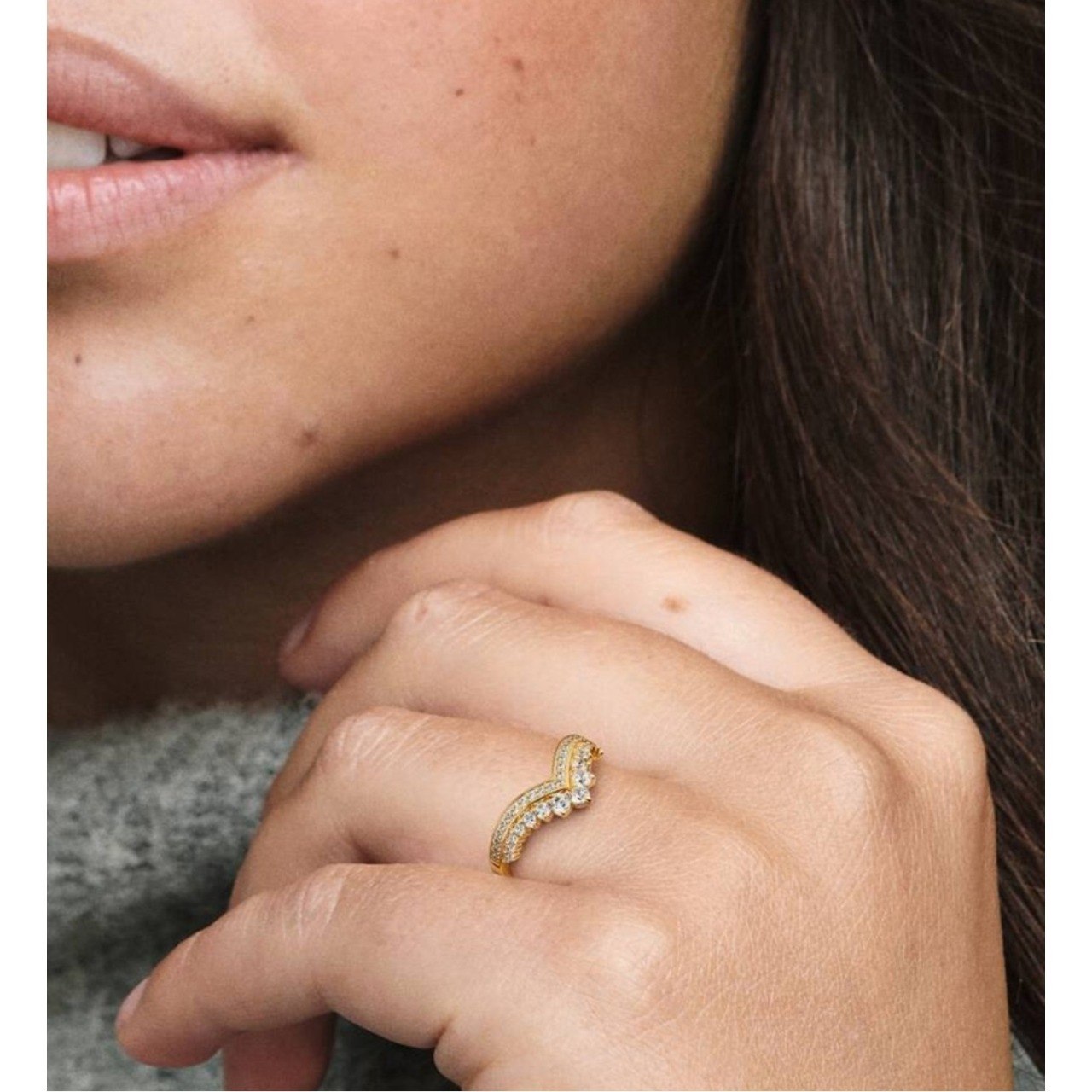 ANILLO PANDORA DE PLATA 9.25 FORMA DE TIARA PESO: 1.9G