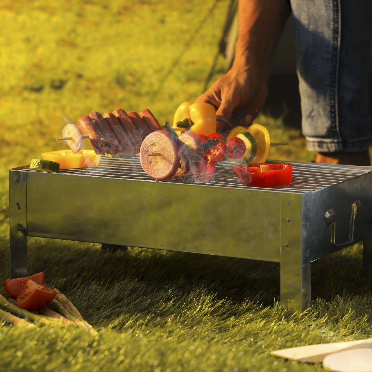 PARRILLA DE CARBÓN PARA BARBACOA PORTÁTIL ESTA FABRICADA EN MATERIAL METÁLICOS XINWAN  45X15X27CM