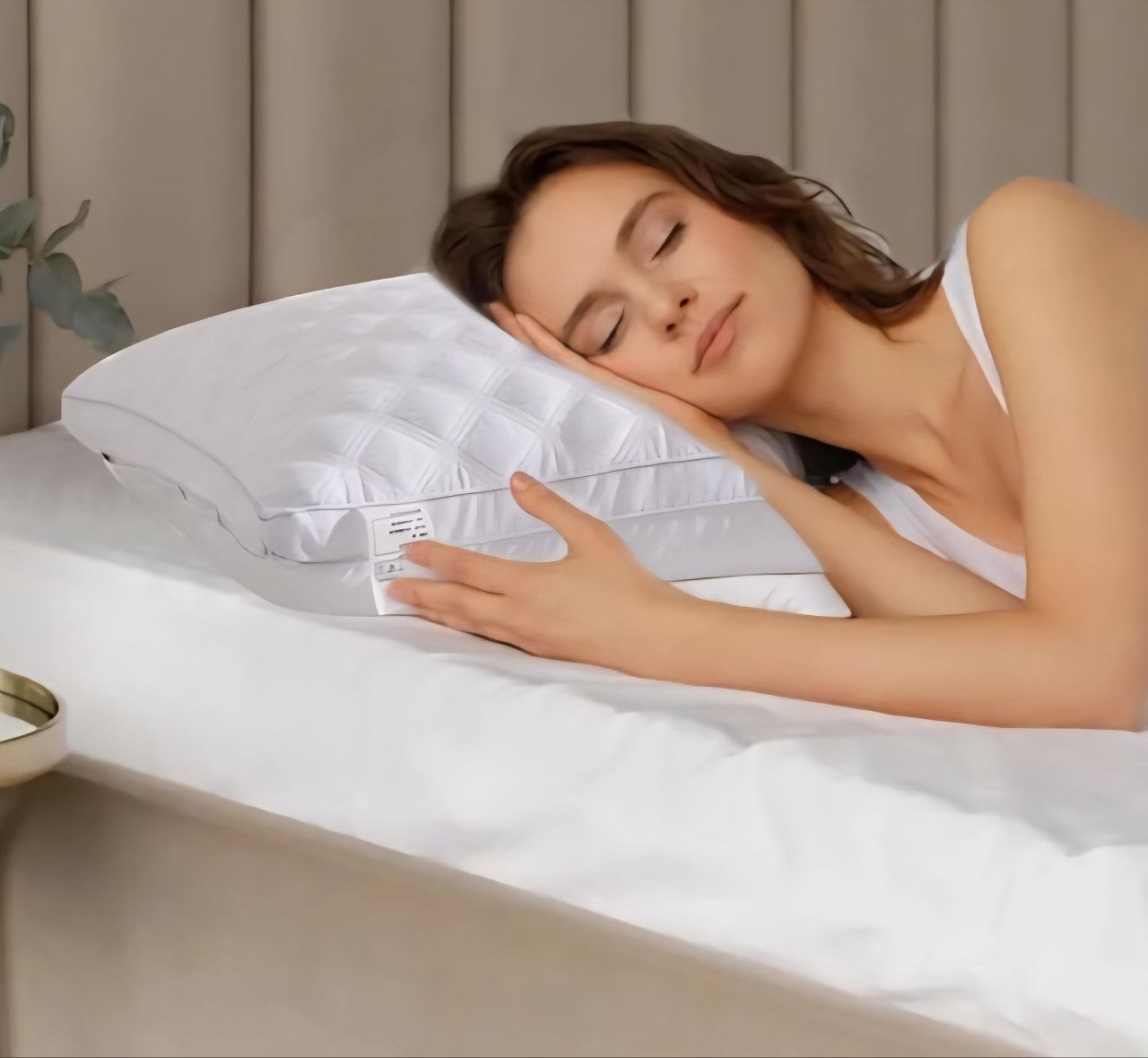 ALMOHADA DE TERCERA GENERACIÓN FABRICADA CON TECNOLOGÍA AVANZADA SOPORTE NECESARIO,TRANSPIRABLE Y CONDUCTORA DE LA HUMEDAD,TEJIDO TRANSPIRABLE BENELI 48X74CM