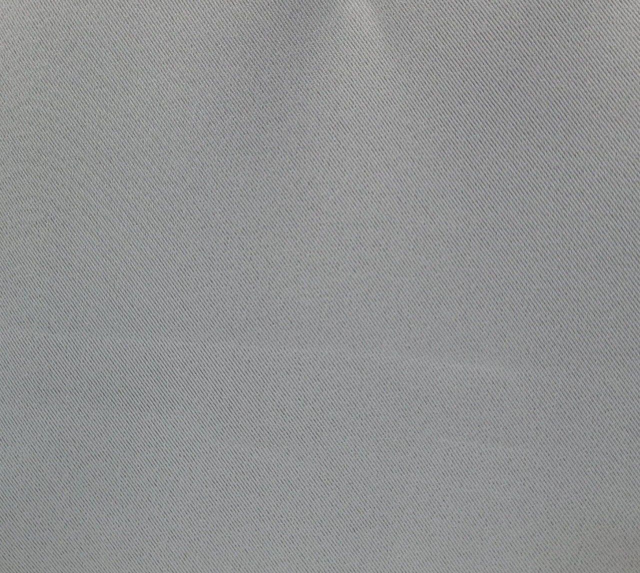 CORTINA BLACKOUT COLOR GRIS OSCURO CON OJALES DE METAL 1 PANEL HPC POLO 132X228CM