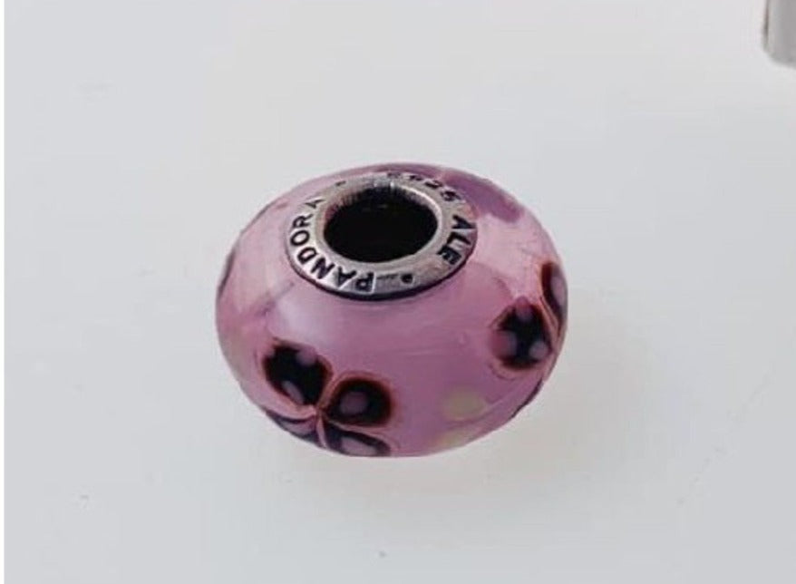 PCHARM1699 CRISTAL DE MURANOCOLOR ROSADO  CON FLORES