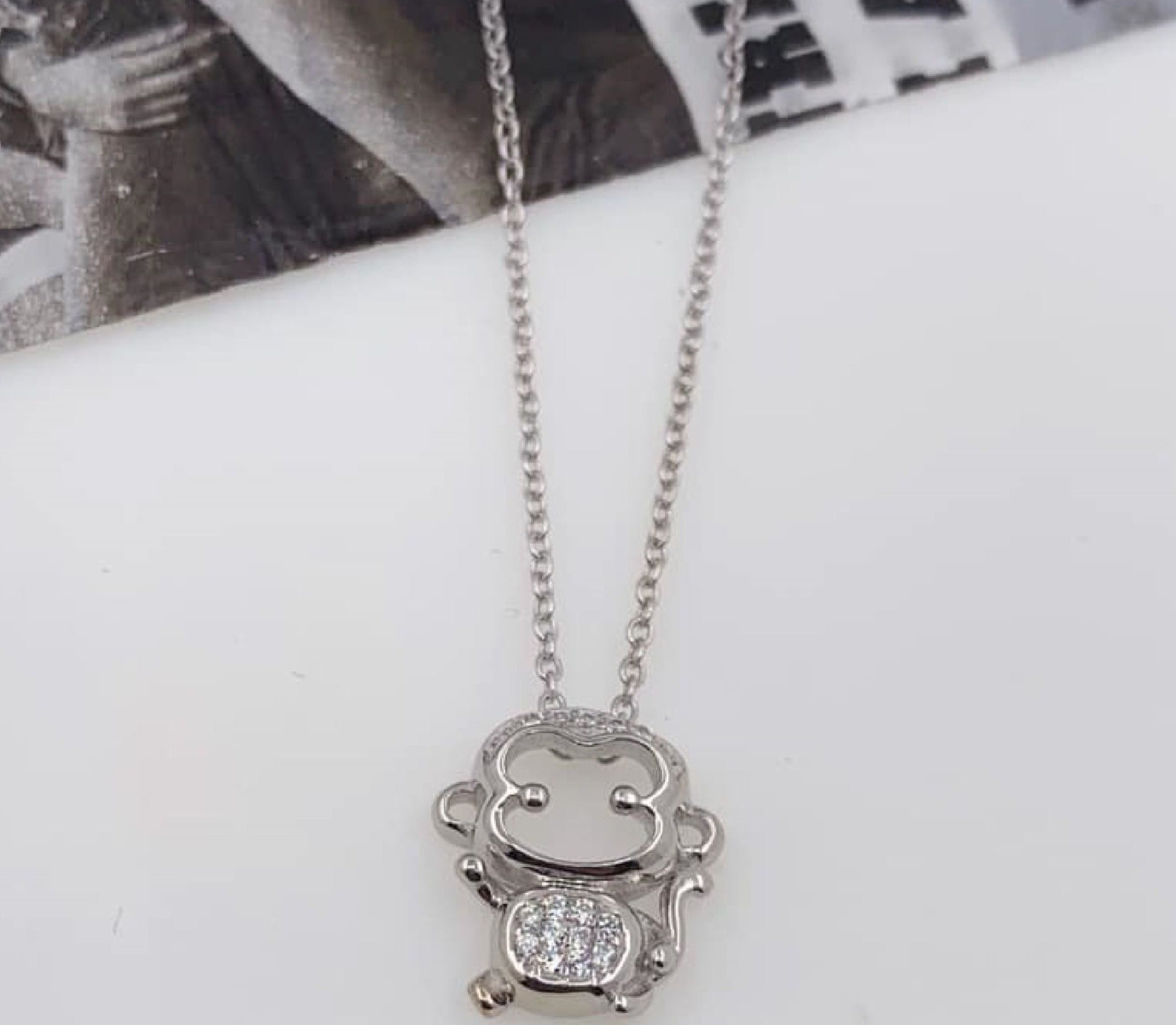 PDIJE1217 MONITO ANIMAL CON CADENA PLATA 925