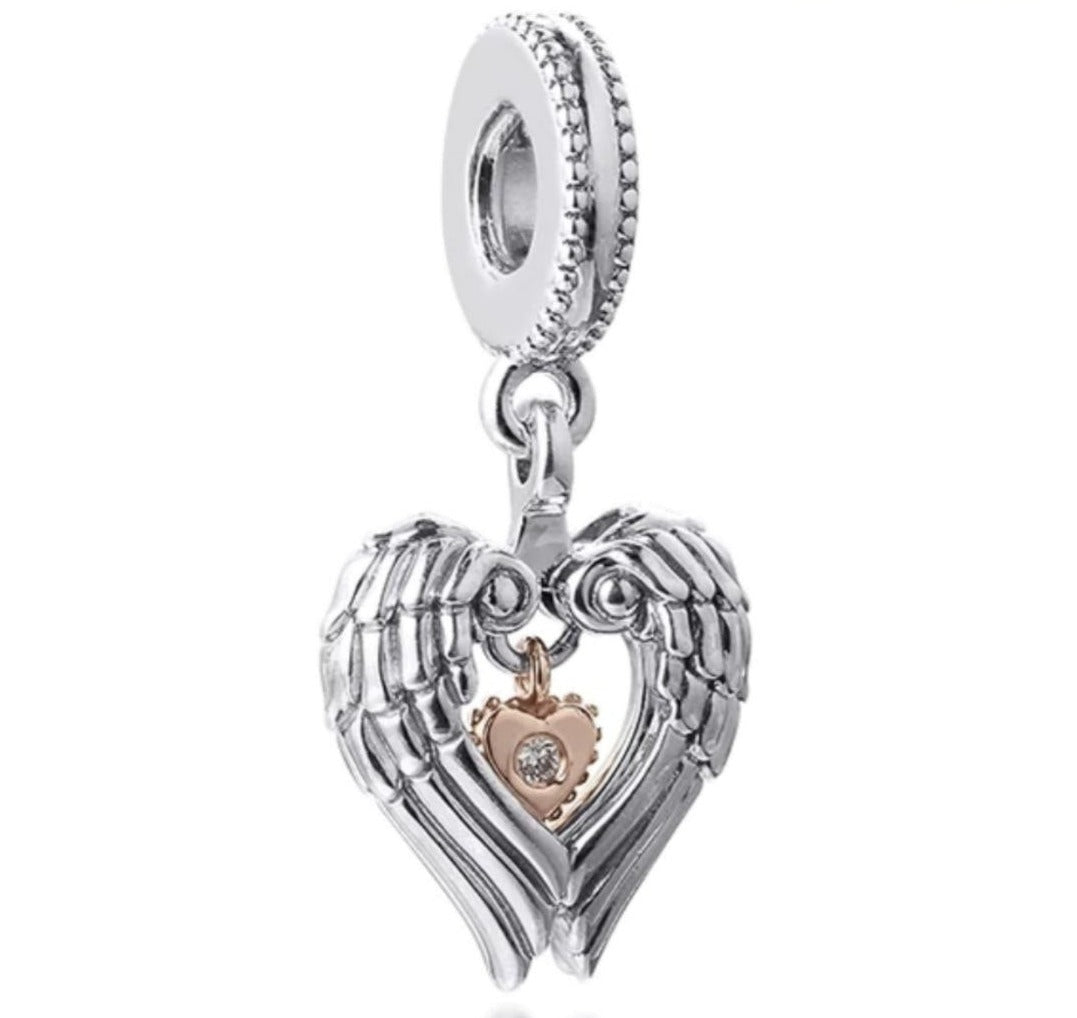 PCHARM2583#1  COLGANTE DE ALLAS Y MINI CORAZON ROSE EN MEDIO